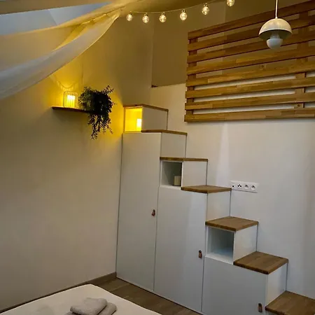 Διαμέρισμα Loft V Cetre Mesta S Parkovacim Miestom Ζιλίνα