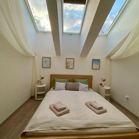 Loft V Cetre Mesta S Parkovacim Miestom *